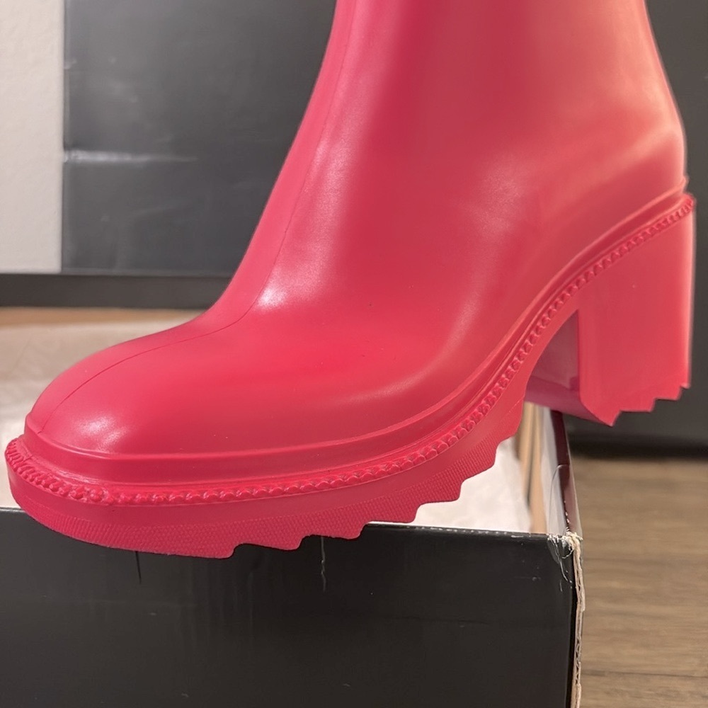 ❌SOLD OUT❌NIB [INC International Concepts] EverettP Block Heel Pink Rainboots - Picture 6 of 14